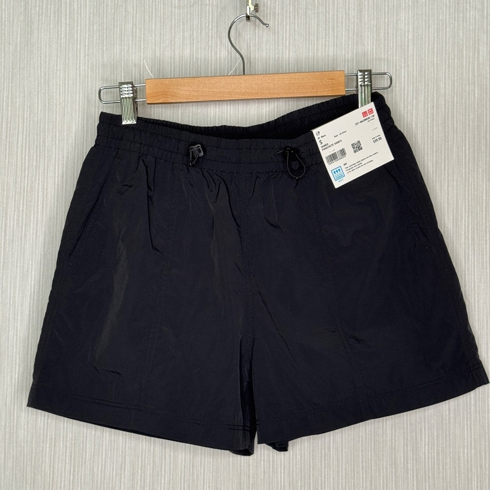 Uniqlo Women Parachute Shorts